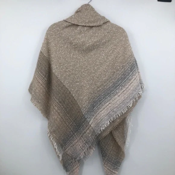 Apt 9 Women’s cape Tan and brown size medium - Picture 6 of 9